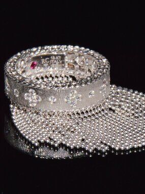 Authentic Roberto Coin Princess Tassel Fringe Diamond Solid 18K Gold Ring